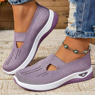 Elara Comfort Sneaker